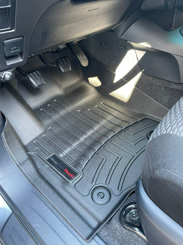 Tapete Uso Rudo Weathertech Hilux 2016-2019 - 1ra Fila