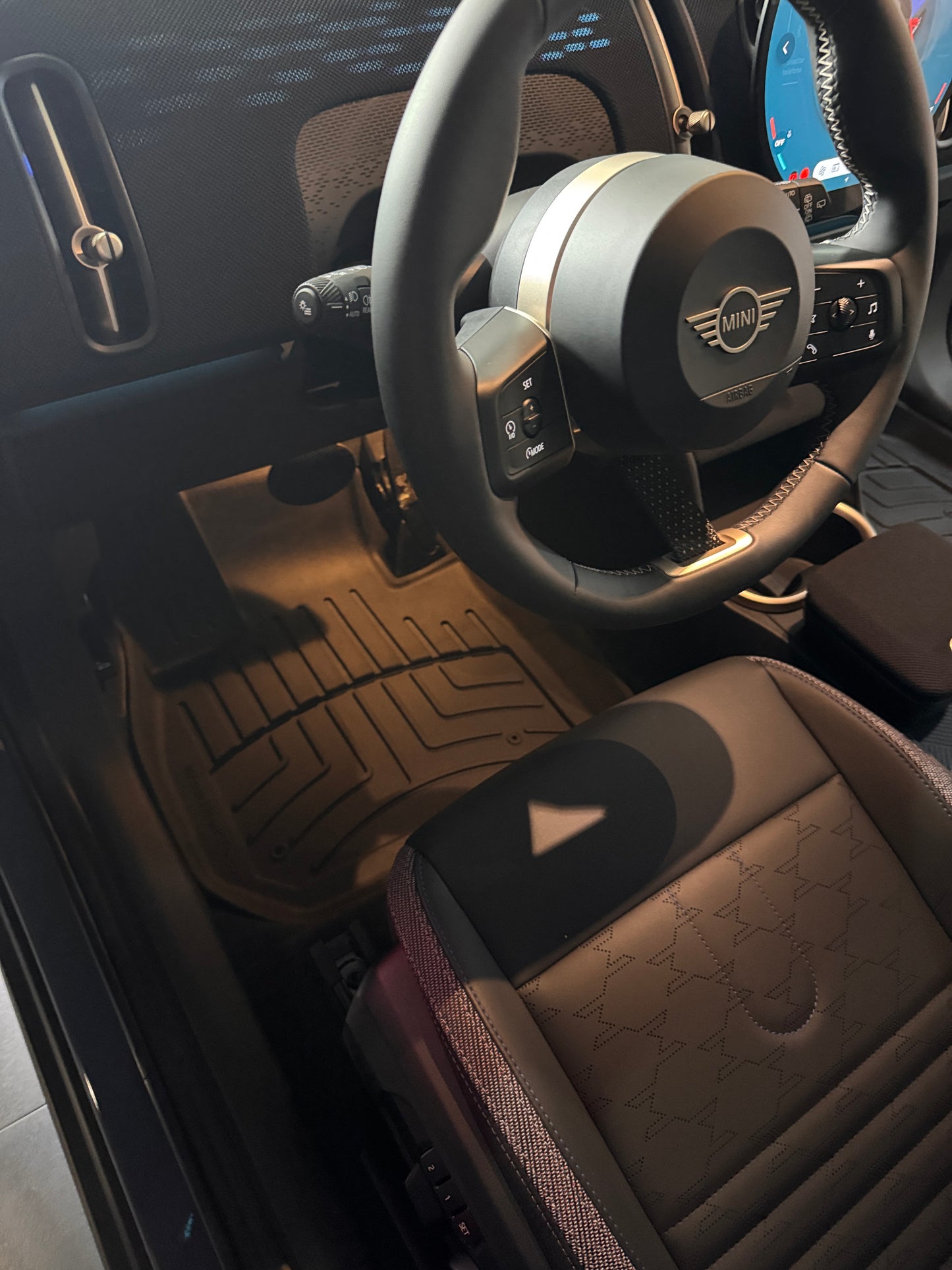 Tapetes Weathertech Countryman 2025+ 1ra+2da Filas