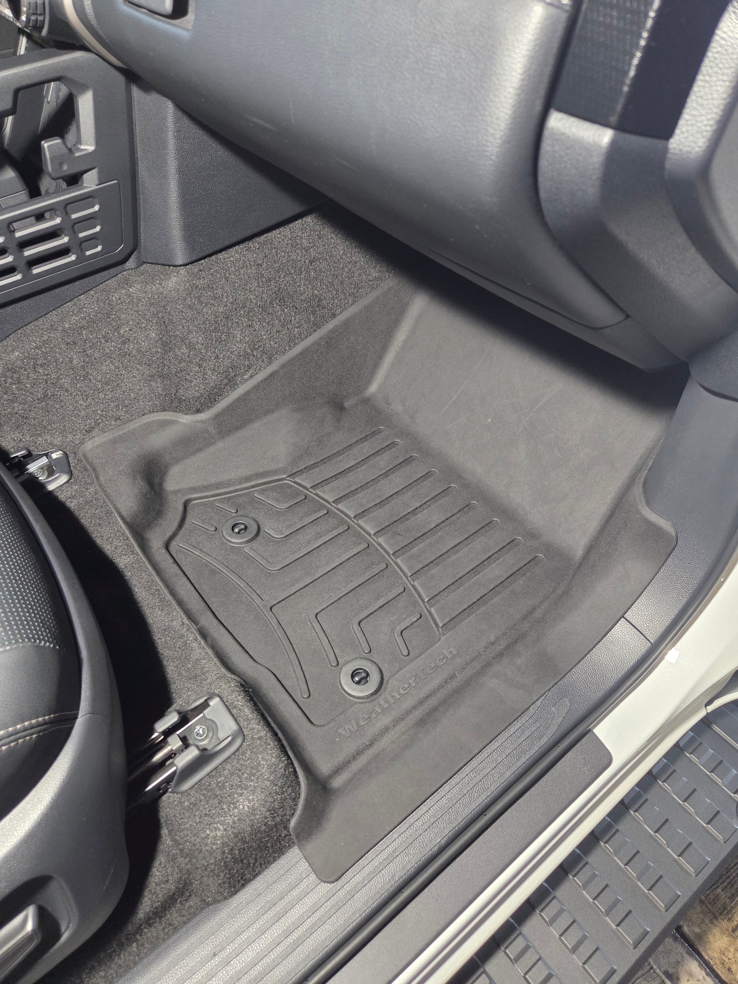 Tapetes Uso Rudo Weathertech HP 4Runner 2025+ 1ra+2da Filas