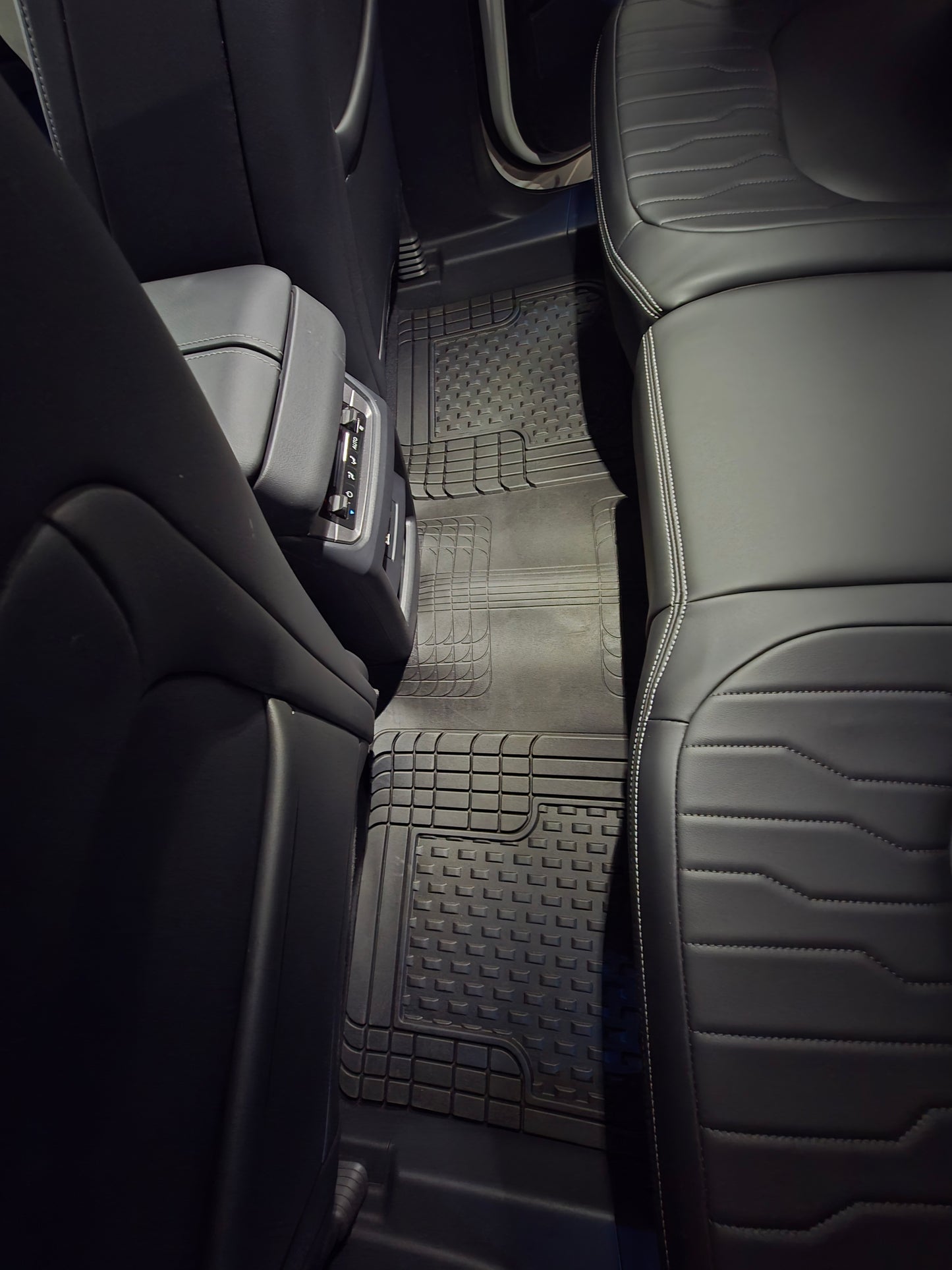 Tapetes Weathertech Universales Edge 2026+ 1ra+2da Filas