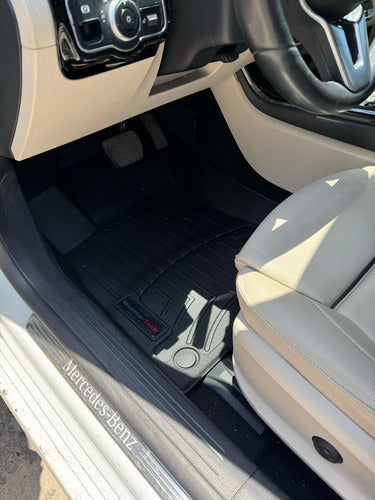 Tapetes Uso Rudo Weathertech Clase Cla 2020+  1ra Fila