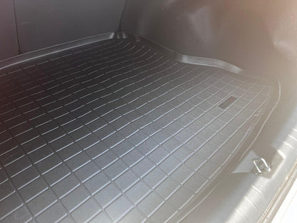 Tapetes Premium Weathertech K3 2023+ Sedán Cajuela