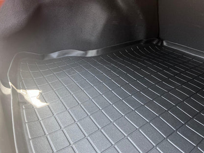 Tapetes Premium Weathertech K3 2023+ Sedán Cajuela